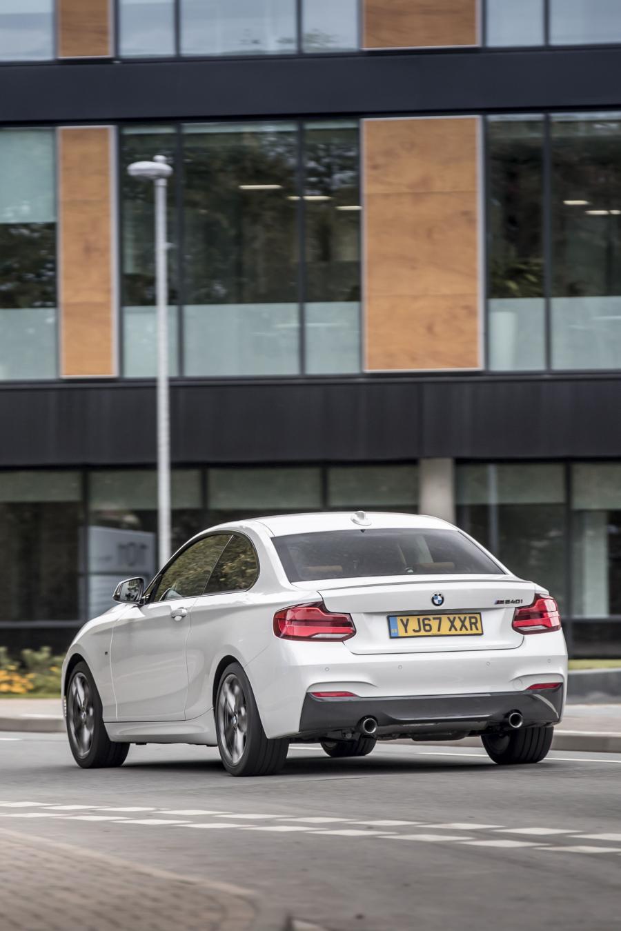  BMW M240i Coupe (F22) 2017 года  (UK) (фото 19 из 19)